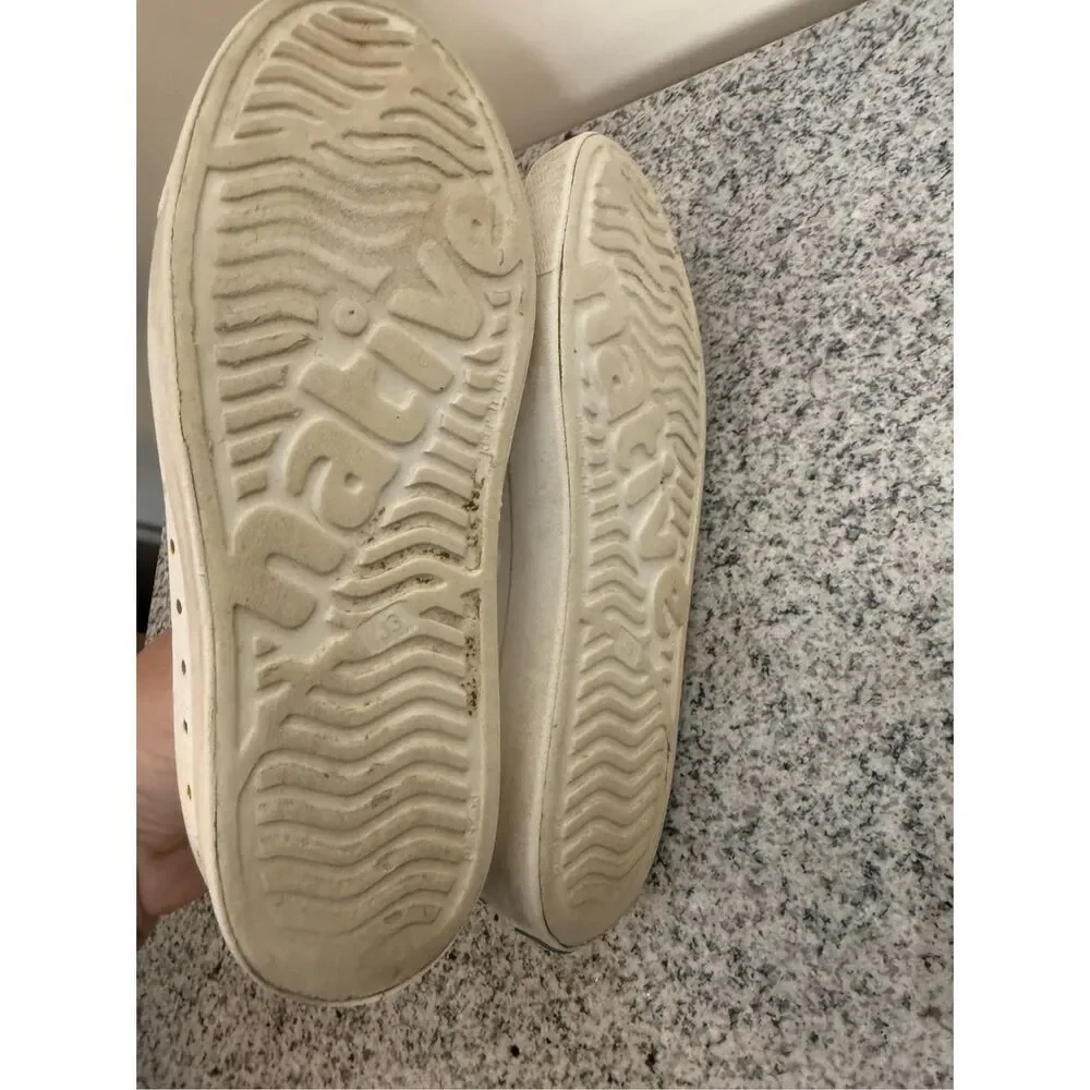 Native Shoes Kids Jefferson Slip-on Sneakers Kids Size 3 White Water Shoes